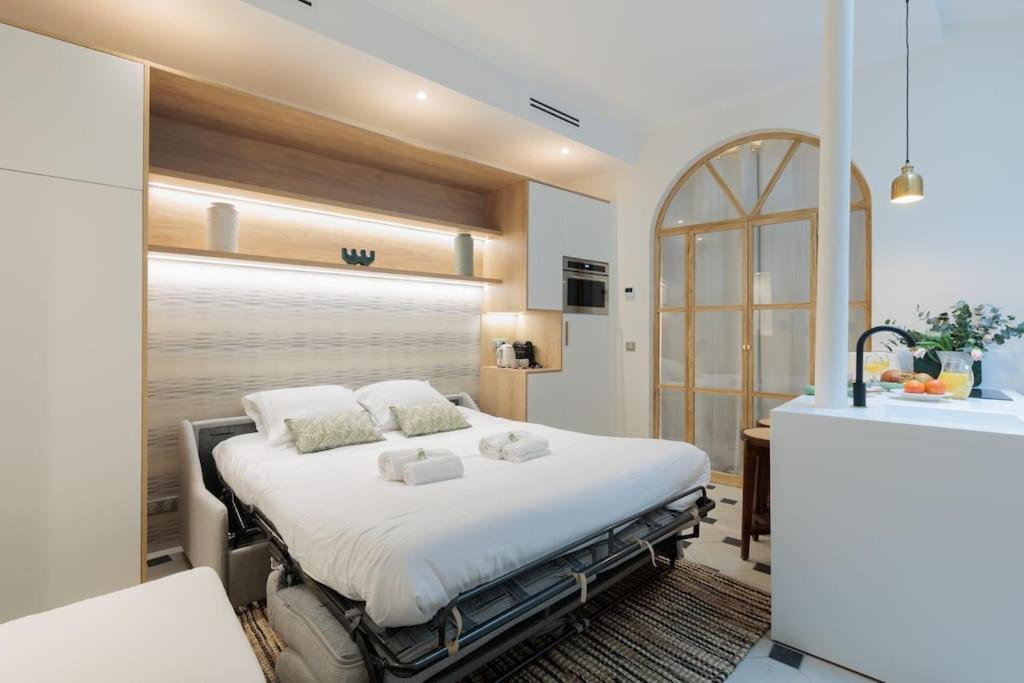 New Luxury And Cozy - Notre Dame * Parijs